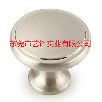 Zinc alloy handle